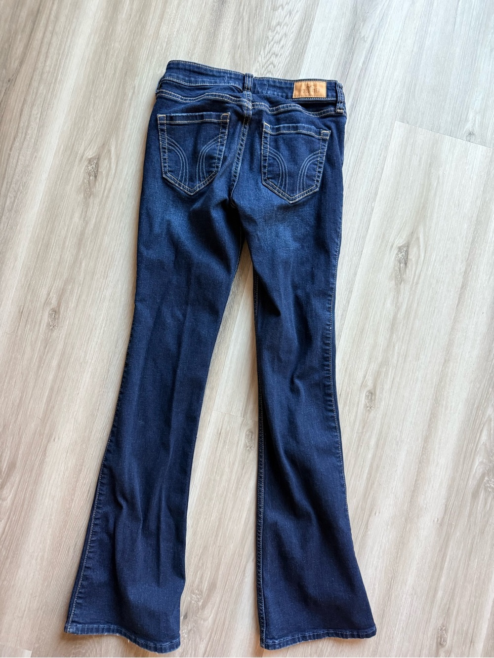 Women’s Dark Blue hollister jeans